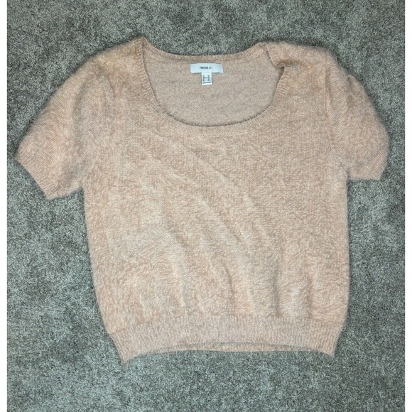 Forever 21 Tops - Forever 21 Crop Top Off Pink Fuzzy Sweater Size 3X Super Soft